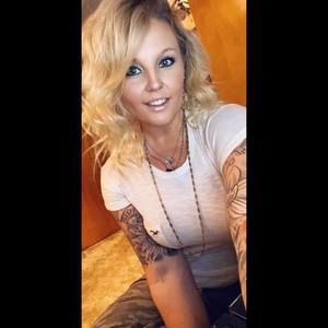 Meet your Posher, Chelsey